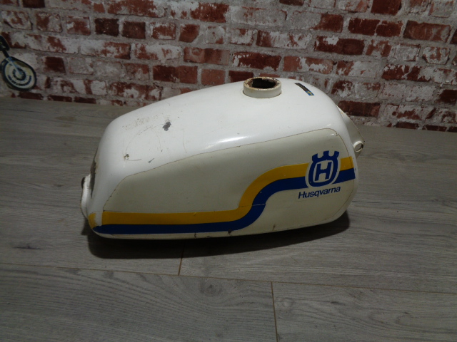 DSC08193 Husqvarna Motocross Tank - Bild 1